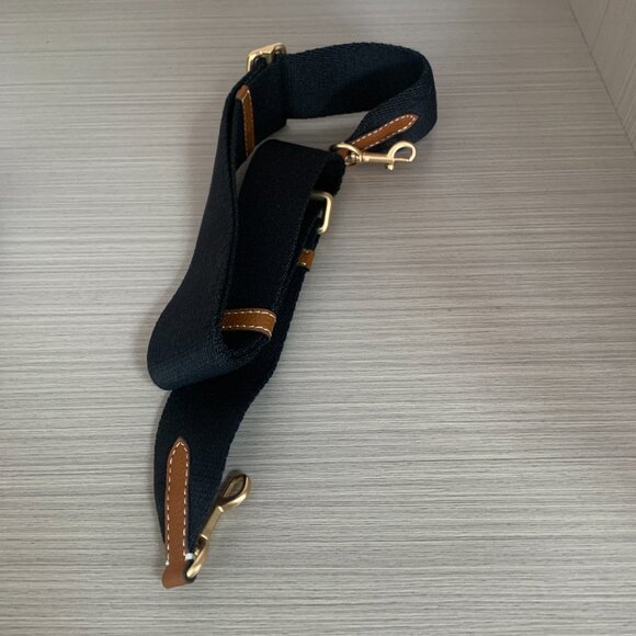 COACH Dempsey Disney collaboration Mini Bucket Bag - Picture 3 of 8